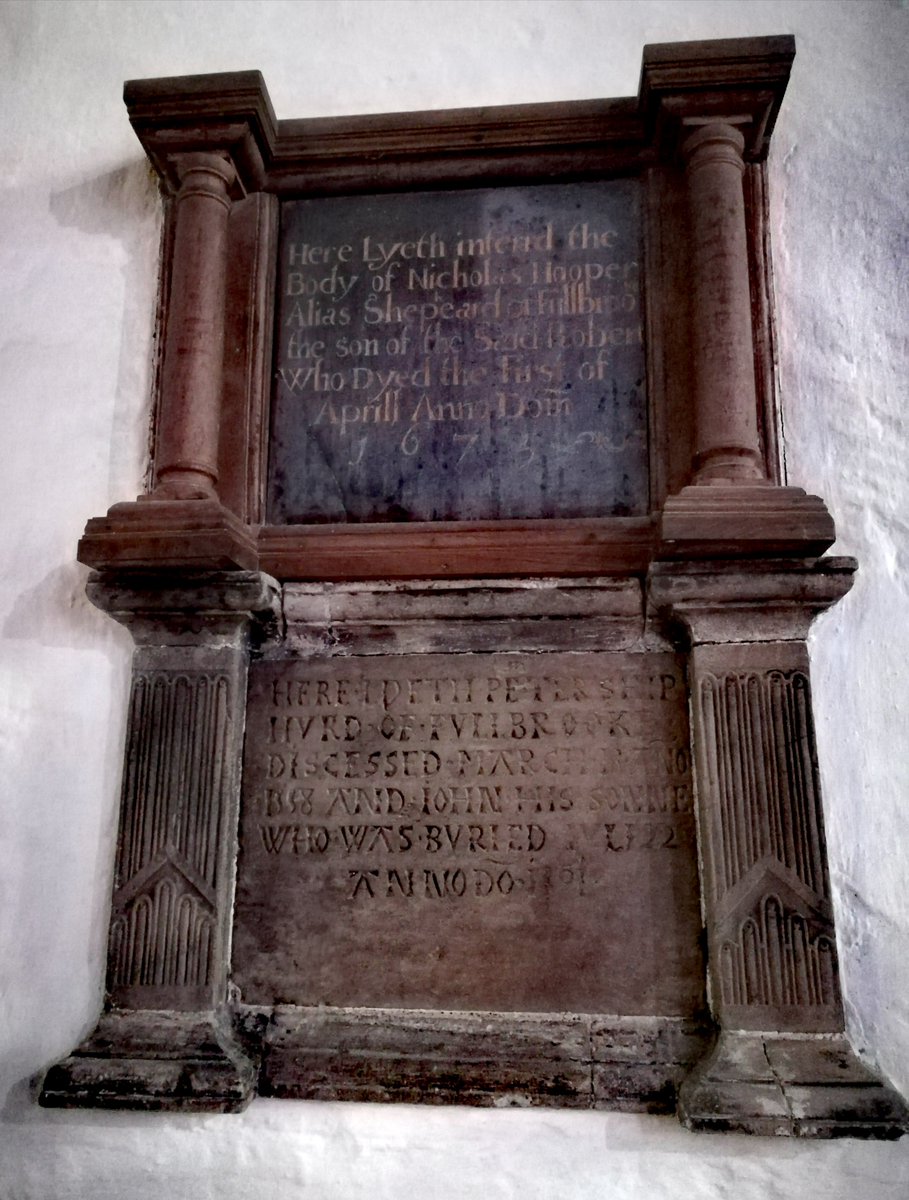 chartres_Fiona's tweet image. Double decker monument to Peter Shepherd and his son d.1558 and 1591 and Nicholas Hooper Wood d.1673.
St Brannock's, Braunton. 
#monumentsmonday
#pilasters