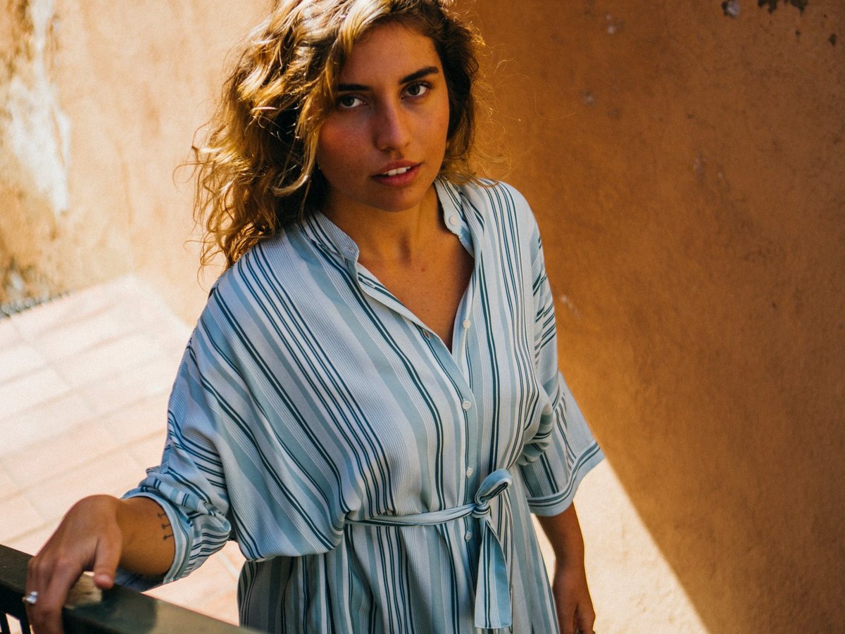 We would like to bring a moment of bliss and lightness to your daily feed in these times, from the Mediterranean straight to you. 🌅bravafabrics.com/collections/a-…
