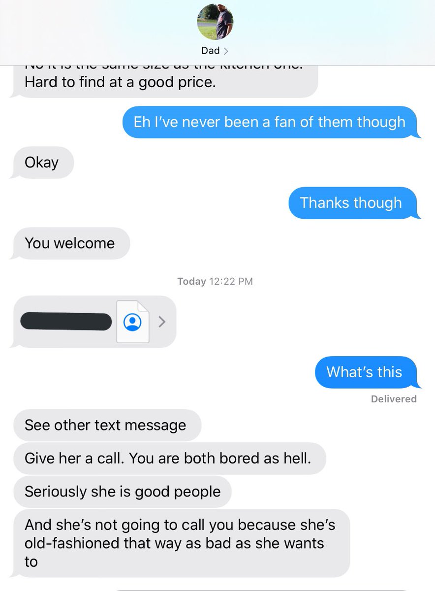 skinny_que's tweet photo. Bruh back in January my dad tried to set me up with somebody he knows daughter, I ignored it and now this 😭😭😭 https://t.co/iuGj231ZkI