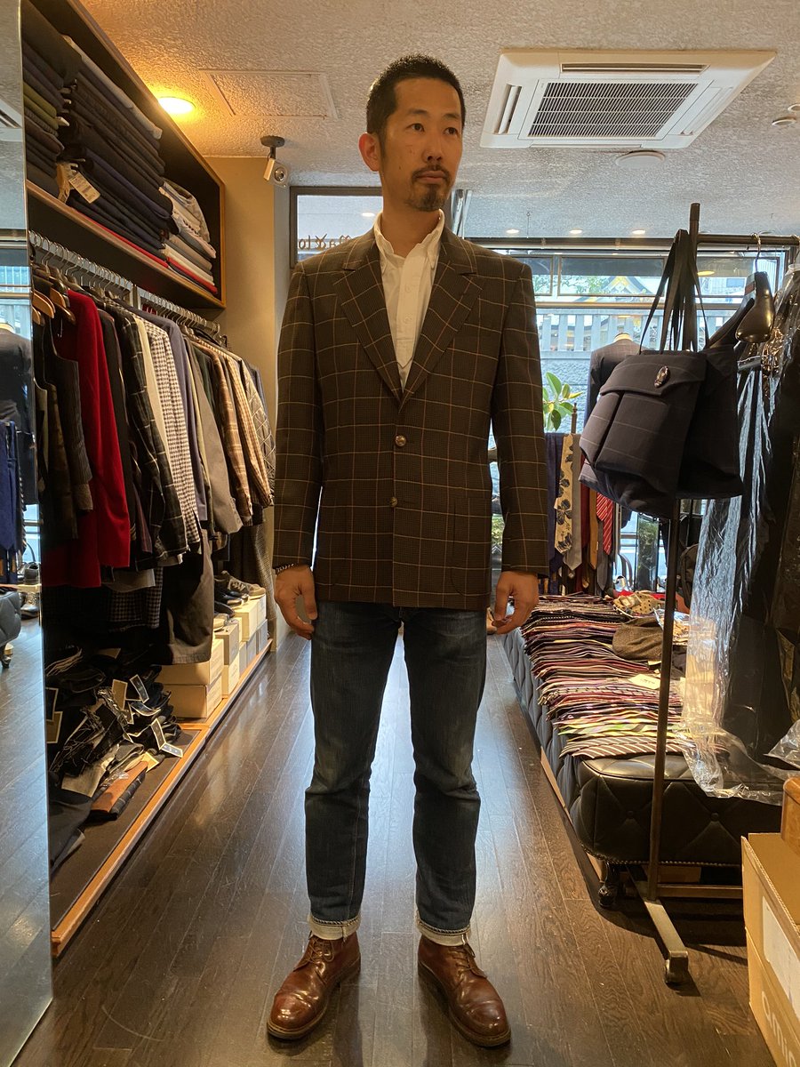 konykonishi's tweet photo. 2020SSjakets 2B フロントストレートカット　ゆったりめなドロップ6
通気性高いストレッチプリントCheck！

#bespoketailordmg #madeto #jakets #check https://t.co/NTGKfVsqW0