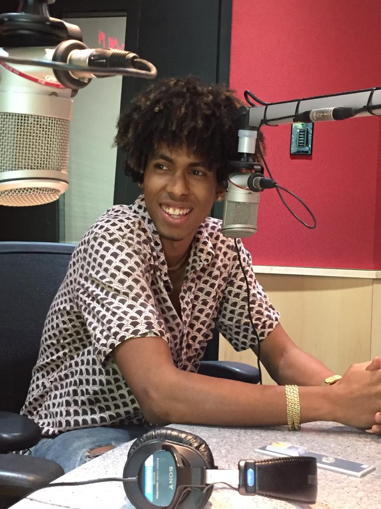 edge105fm's tweet photo. #EdgeMusic top 20 songs up next, 12 noon-1:00 PM on https://t.co/3psC8D85it. We had @zacjonesstony share his new single, 👸🏾Miss Jamaica 🇯🇲 ft @agentsasco, on High Frequency with @alainesinga [before #jacovid19]. It's doing well globally, so you'll hear it daily on #theedge105FM https://t.co/OWn0LZjKtD