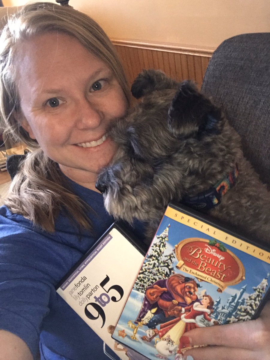 Kelshooks's tweet photo. Just got done going for a walk and ready to watch one of my favorite movies. Now time to choose 9 to 5 or Beauty and the Beast! @PeterSarpyElementary #PSeSpiritWeek https://t.co/shVOeBu526