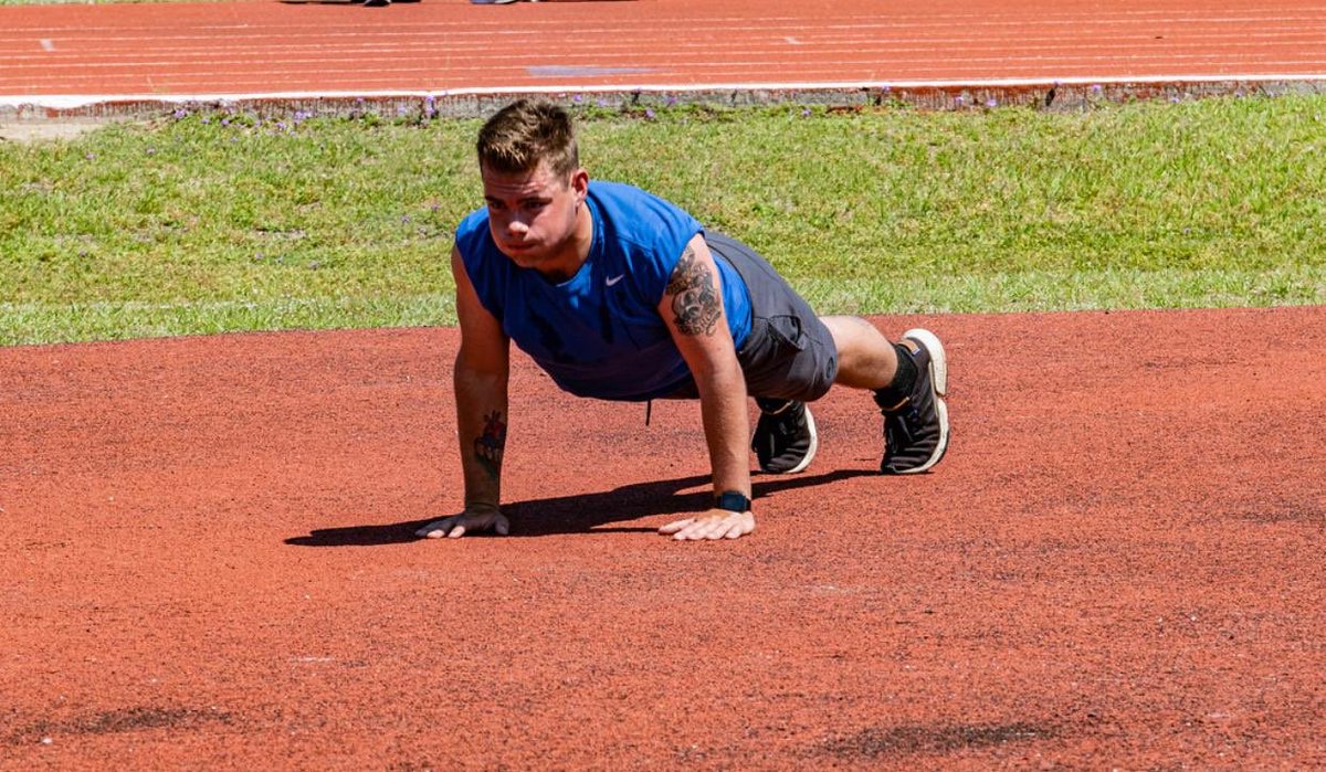Desert_Rogues's tweet image. #fitforduty Rogue Pre-Ranger School Candidates train over the weekend at the Quick Field Track! 
#MFMA #raidersfirst #ROTM!