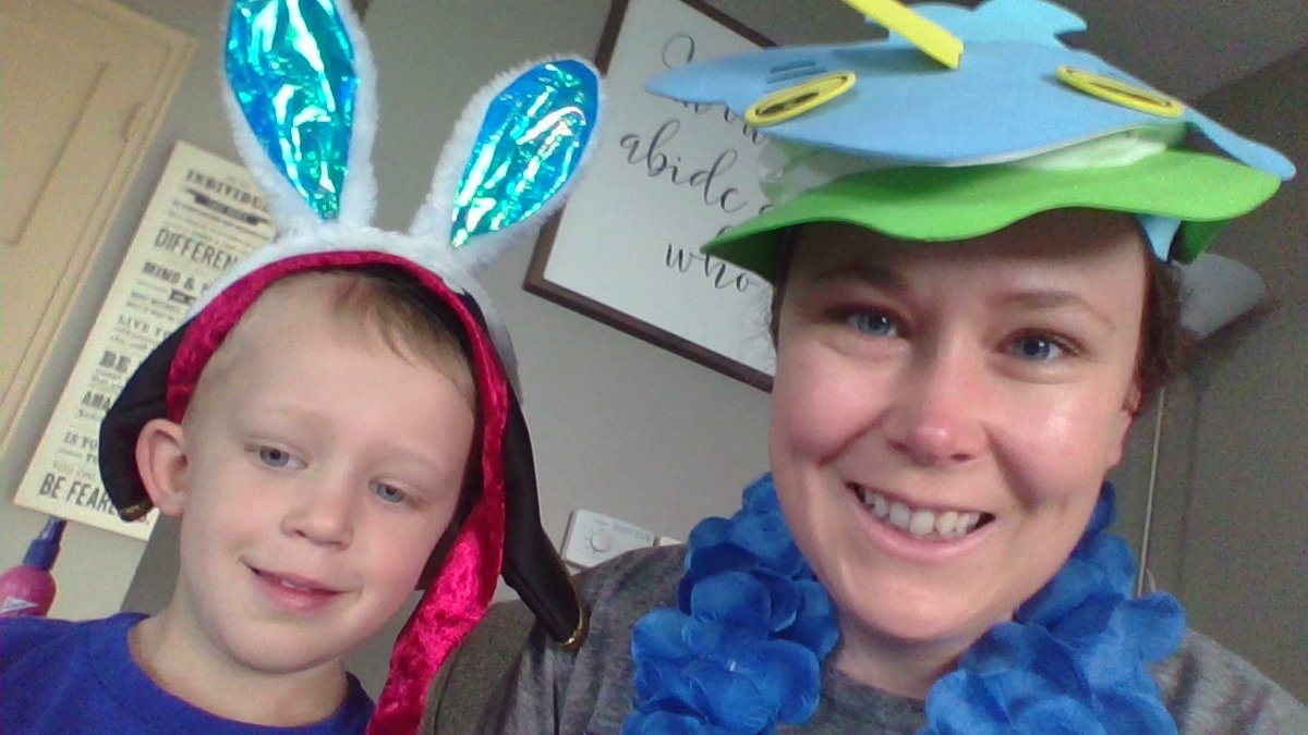 #yeahimagriffin #spiritweek #hatday 
Couldn't find my Miami hat, so dug into the dress up drawer. We have a pirate bunny and shark hat. Let's see those hats!!!