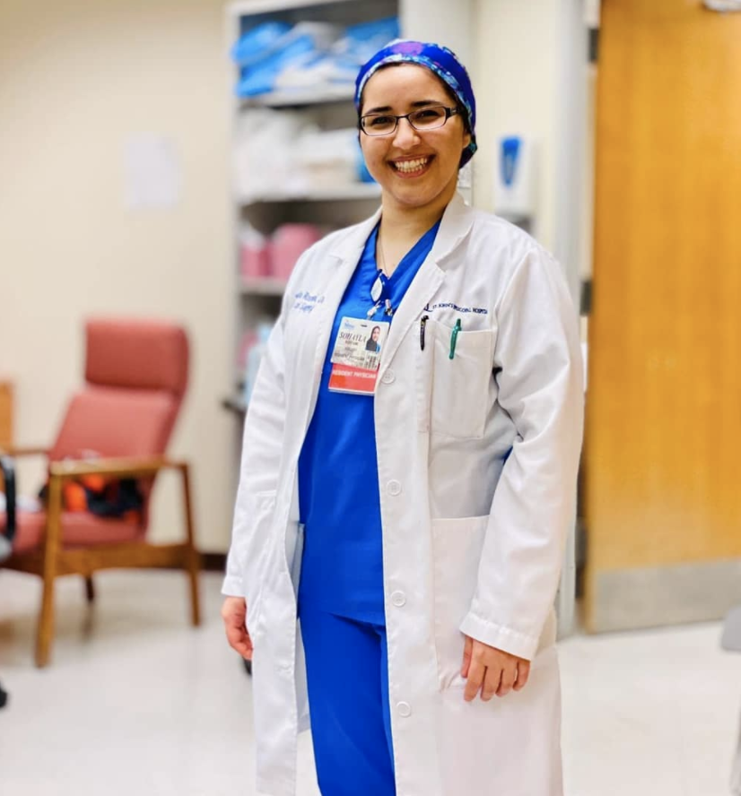 AmerMedicalAssn's tweet photo. Wishing a very Happy National #DoctorsDay to all the physicians on the front lines. Thank you for all you do to keep our communities safe. #WeStandWithDocs https://t.co/XZ9KN26rNF