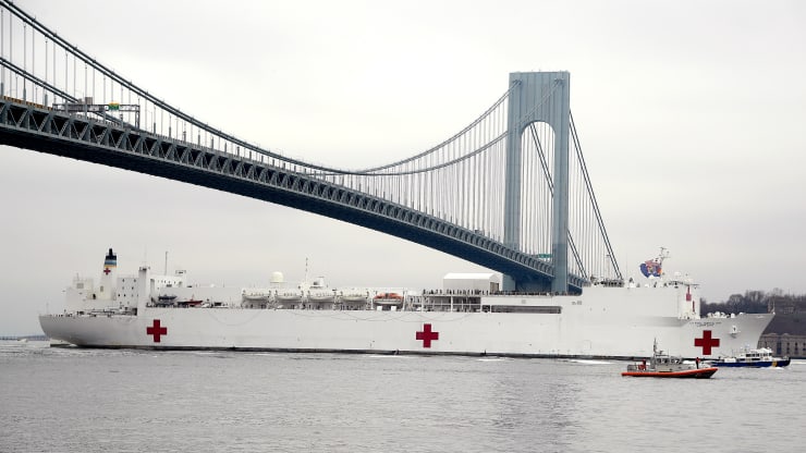CNBC's tweet image. Iconic photos of the USNS Comfort arriving in New York provides a glimmer of hope cnb.cx/2UPNsxs