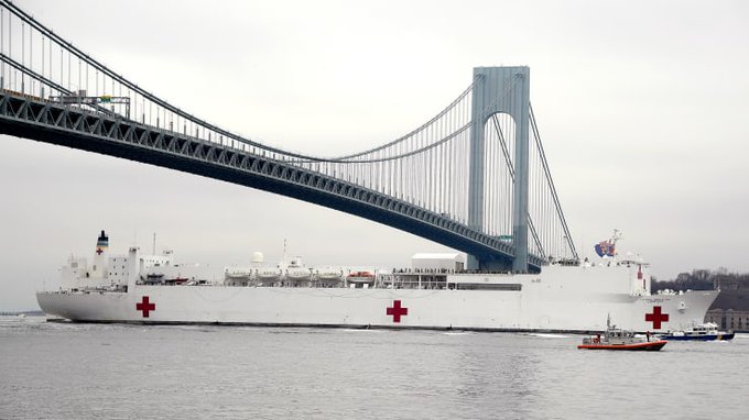 EUY-AZWWkAIUD12?format=jpg&name=small