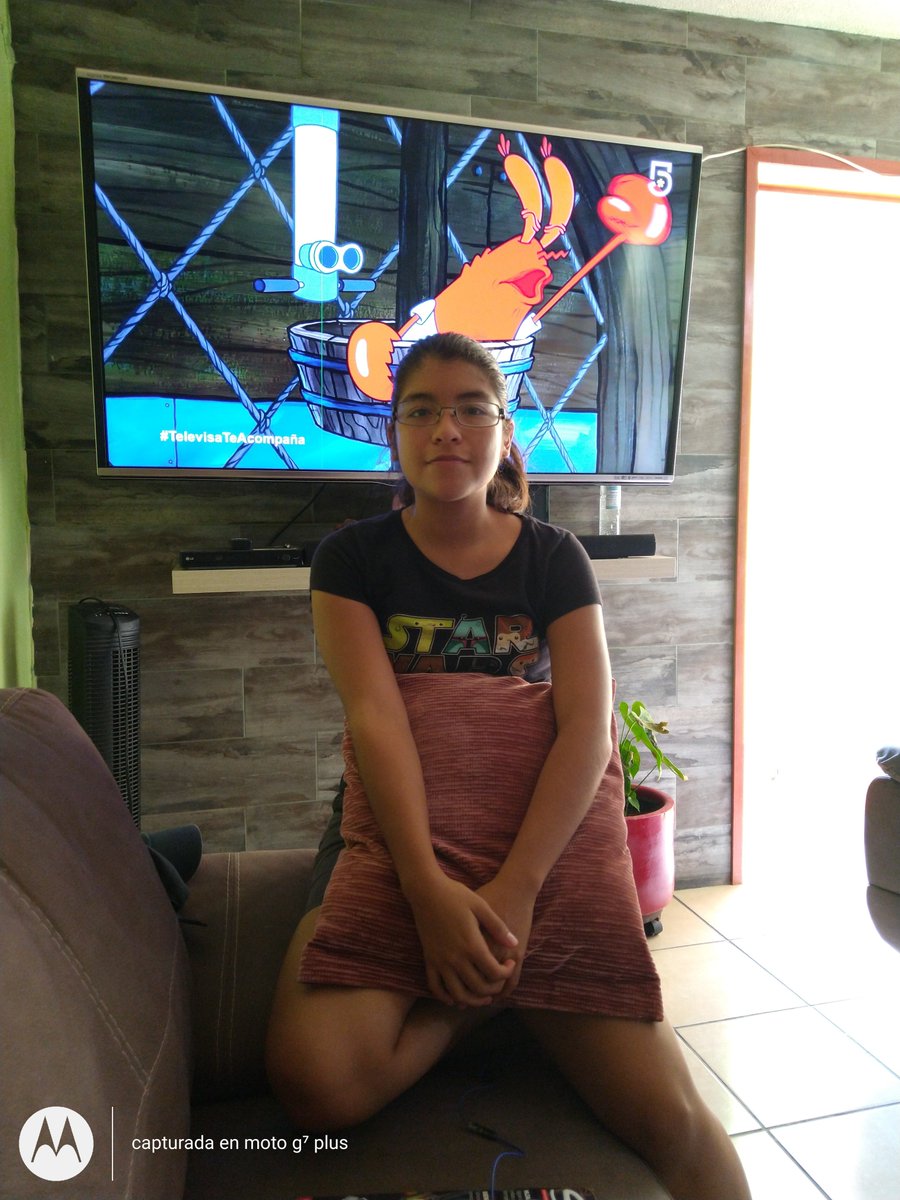 Viendo Bob esponja con mi hija  #TelevisaTeAcompana
