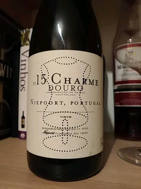 o melhor vinho...com a melhor companhia. Veludo em boca&hellip;. Wine de @NiepoortWines via Vivino: https://t