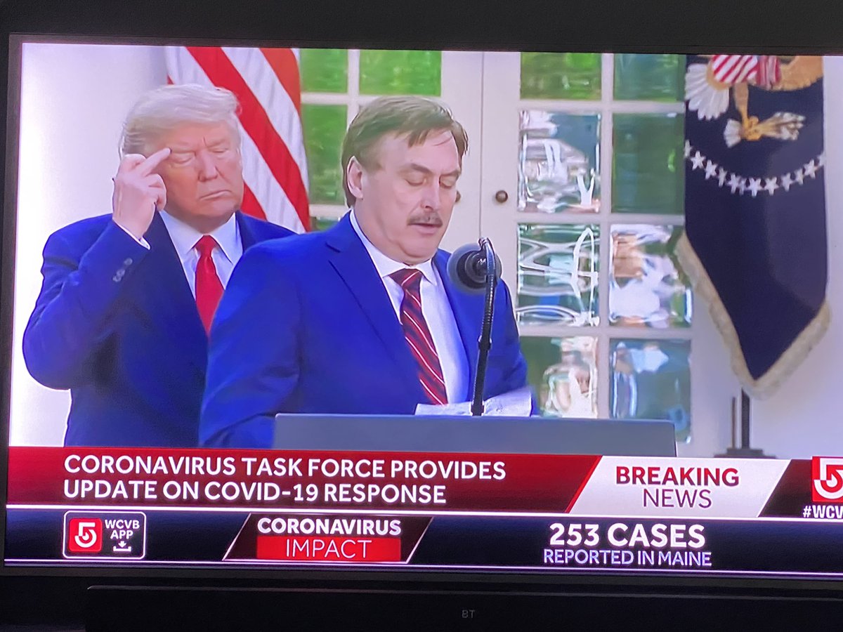 JoshuaRC062's tweet photo. When @realDonaldTrump addresses the United States of America during #COVID19 @7News #TrumpLiesAboutCoronavirus #TrumpAddress #Coronavirustruth Loser https://t.co/icvxy6vu6T
