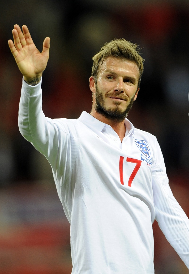Beckham : "À 12 ans, mon entraîneur m'a dit que je ne jouerais jamais pour mon pays. Il m'a dit que j'étais trop petit, pas assez fort. 30 ans plus tard, j'ai joué 115 fois pour mon pays, j'ai été capitaine, j'ai participé à 3 Coupes du monde et j'ai eu une bonne carrière" 👏🏴󠁧󠁢󠁥󠁮󠁧󠁿