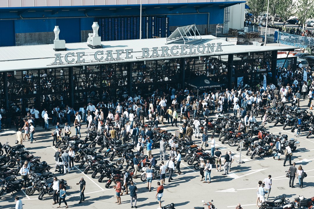 Nosotros echamos mucho de menos esto, vosotros también?
​•
​•
​•
​#acecafe #acecafebarcelona #nosvemosenelace