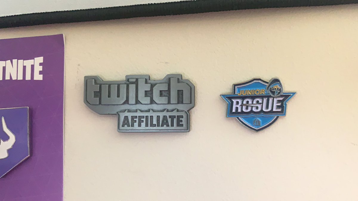 VKEnergy2k's tweet image. Ayyy @JuniorRogueGG