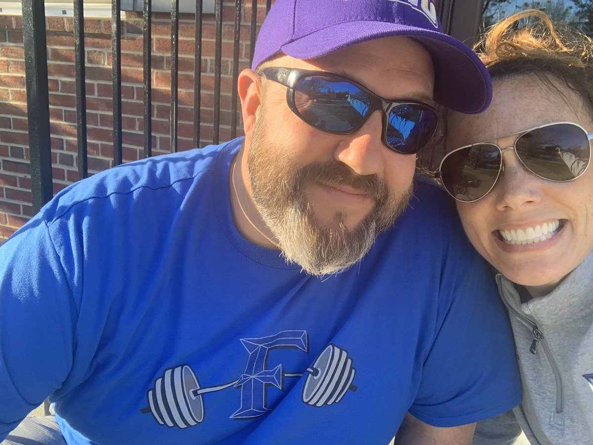 Coach Taylor tweet media