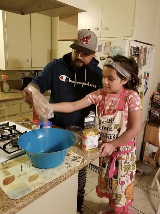 BaldyviewUusd's tweet photo. Great job Alina I n #LearningWhileCooking. Your cake looks yummy! #BVSpiritChallenge #SOAR🦅 @UplandUnifiedSD @uplandjunior https://t.co/eLtHZ9SPuH
