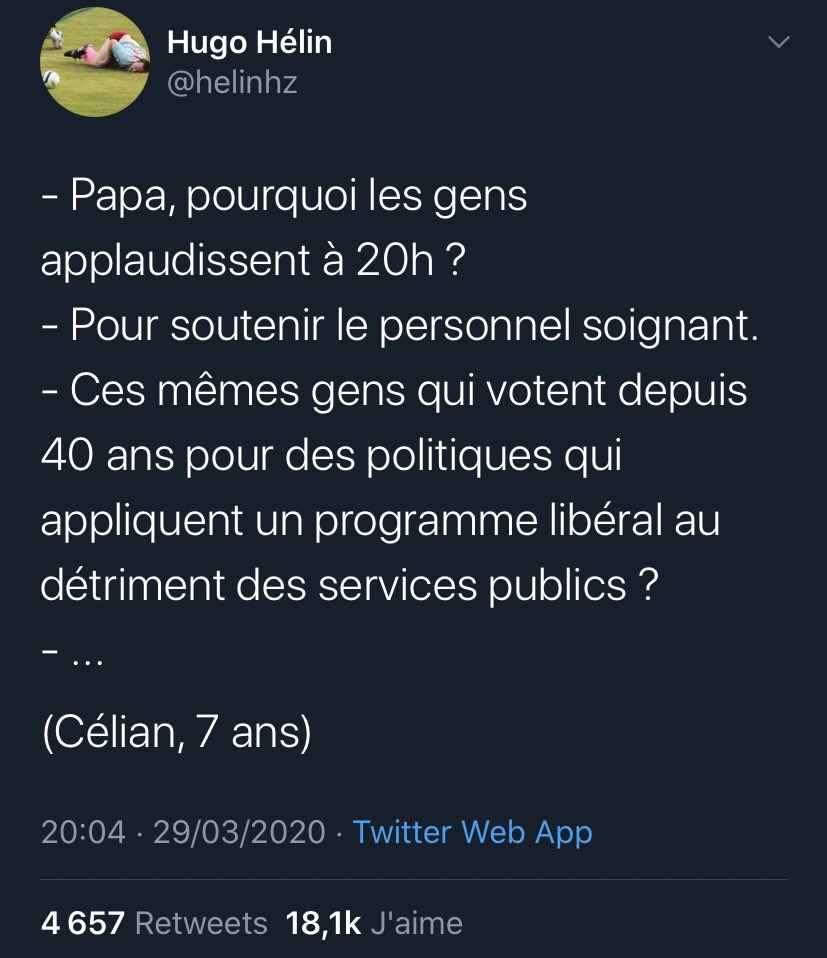 TopDesTwittos's tweet photo. Pendant ce temps sur Twitter https://t.co/5oDwsT5Sy8