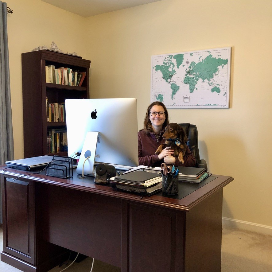 simpsonlibrary's tweet photo. What does Collection Services Librarian, Summer Durrant, do while working at home? She makes sure that students have access to the online articles, e-books, and streaming videos they need for class. She even has an assistant, her four-legged friend, Harvey. #umw #SimpsonLibrary https://t.co/2pizTnTX8Z