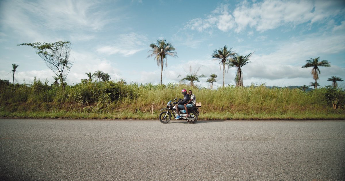 JerryTheBikeLo1's tweet photo. “Life is like riding a #motorcycle. To keep your balance you must keep moving”

#ride #ridelover #bike 
#BikerGirl  #bikelover
#bikelife https://t.co/5rB6amuhyd