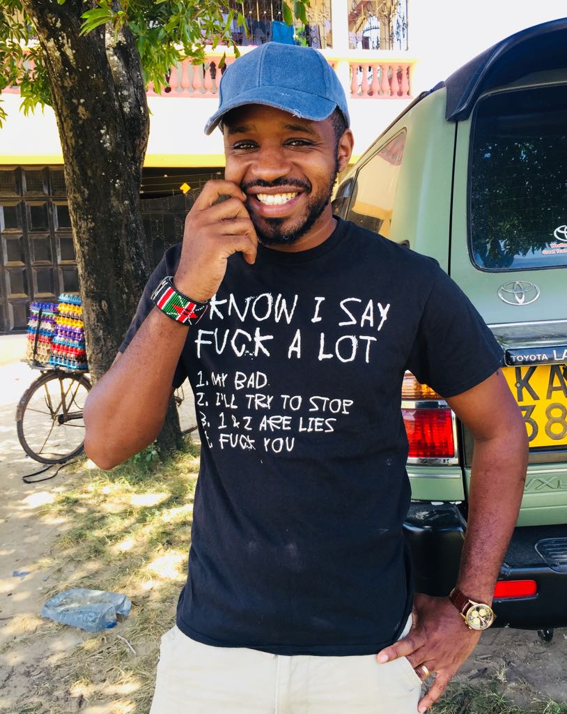 bonifacemwangi's tweet photo. Betty Kyalo owes no one an apology for having a good time and enjoying her life. Stop projecting your hypocrisy on someone who owes you nothing. Use that idle energy to ask our government and elected leaders what they’re doing to ensure we don’t starve or die because of  Corona. https://t.co/mmJRp3CSE1