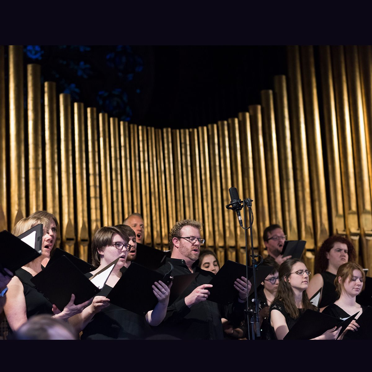 TenebraeLive's tweet photo. “Music...in time of care and sorrow, will keep a fountain of joy alive in you.”
—Dietrich Bonhoeffer
#twithaca #theater #music https://t.co/wDjsS1RyJA