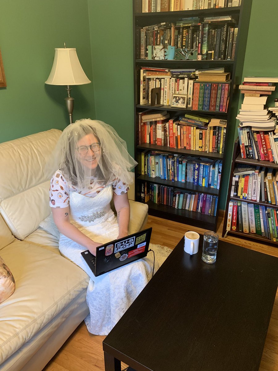 msbaron_bhs's tweet image. Today @bhs_herstory and I held our first office hours and I decided I should go formal for the event. #SPSConnects