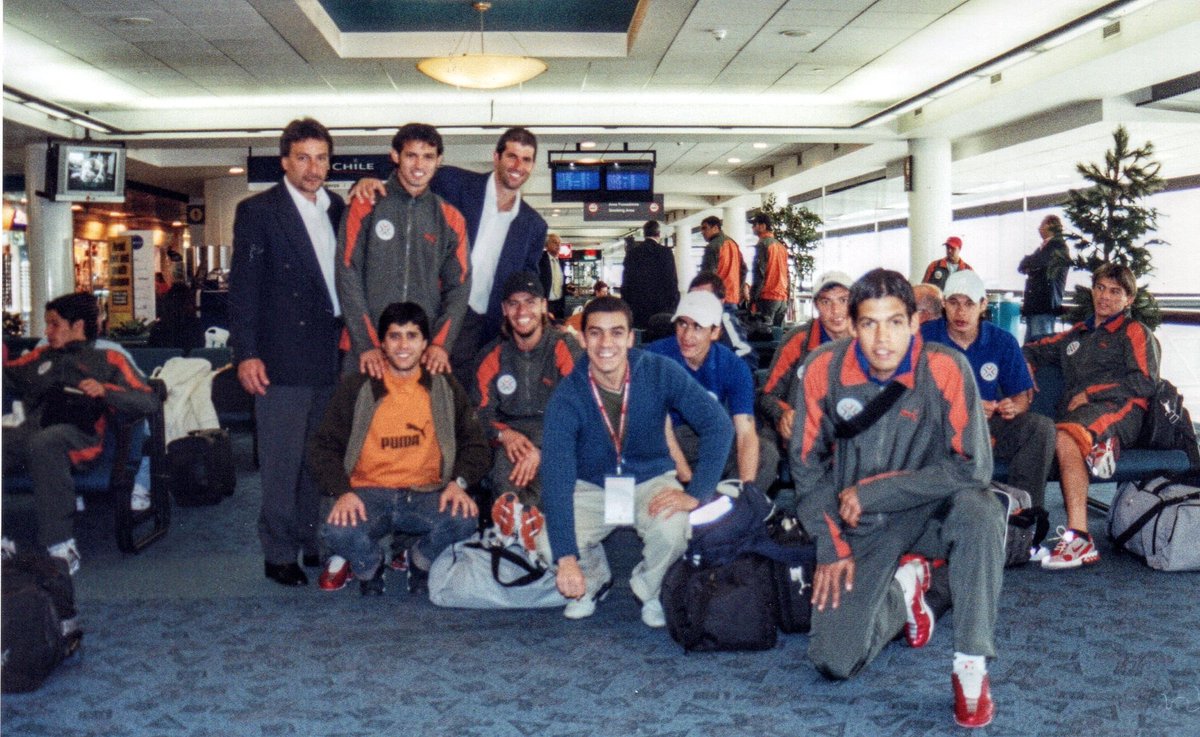 wqueijeiro's tweet photo. Copa América #Peru2004 🇵🇪. Aquí con la Selección de #Paraguay 🇵🇾. Me ayudan a identificar a los jugadores? https://t.co/H3k9CvKXX0