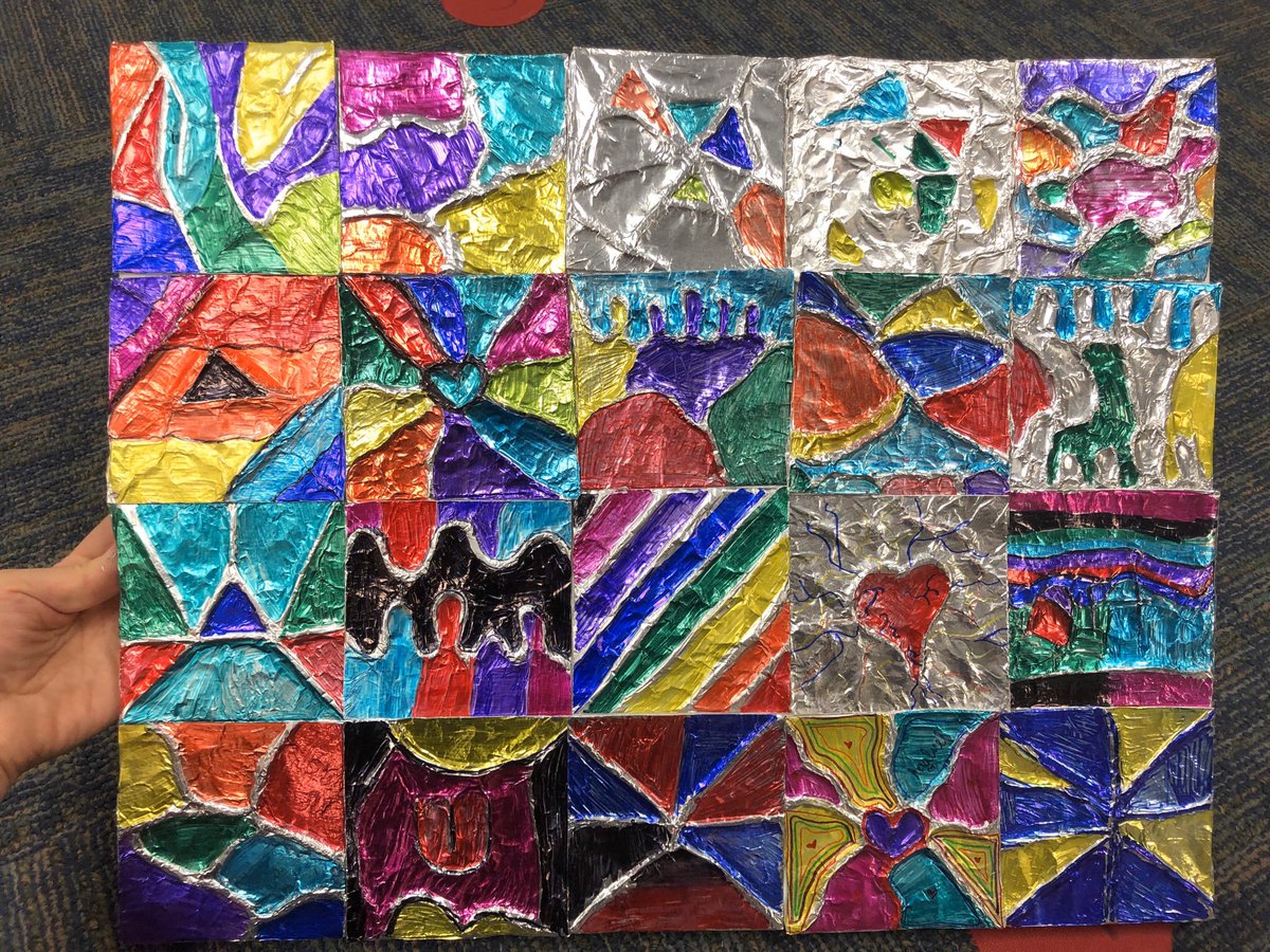 jim_les4's tweet photo. Collaborative class art projects! 1st pic is Mrs. Garcia’s class, 2nd is Mrs.Nichols class, 3rd is Ms.Riveras class, and @SusanGlenewink5 class.
#Bluebonnetlions #Lockhartisd #LoveMyLisd #Bbemasterbuilders https://t.co/NdXyhJUHTF