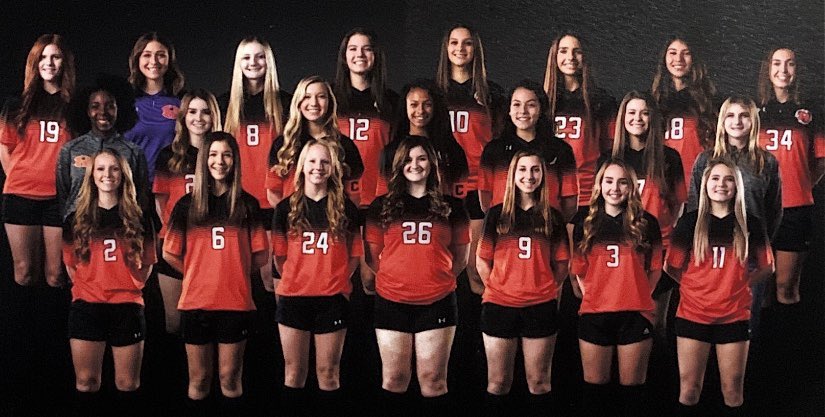 mickaelaleal3's tweet photo. Four years...four teams, thank you @LJacketsSoccer for everything, was truly the best.🧡🖤 https://t.co/jbgUZhhD6L