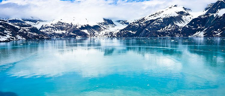 WebsterScdenise's tweet photo. I've always wanted to go to Alaska! It's one of the places on my bucket list! #RCEVirtualVacation #callmecrazy #bucketlist https://t.co/QVIWLvx62J