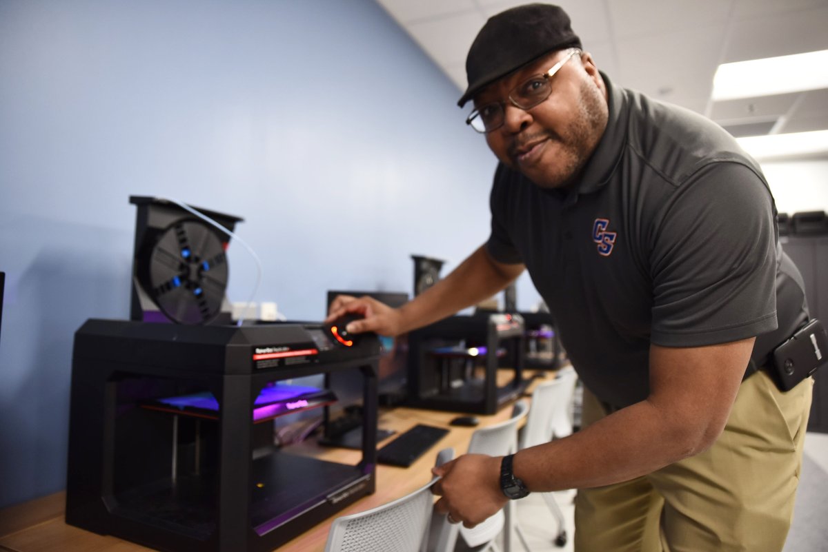 ChattStateCC's tweet photo. Chattanooga State's engineering has joined forces with @STEMcha @CoachStone12 @hamcoschools & VW Academy to perfect & produce PPE's for our healthcare workers! #WeOverMeCha #chattstate #covid19 #STEM #engineering https://t.co/Gq7YR08x1x