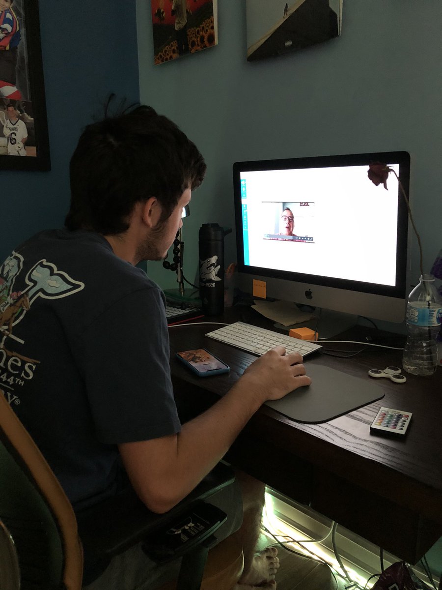 naplesmomd2's tweet photo. Day 1 of online learning at Corona High School!!! ππ»ππ¦π #senioryear #classof2020 #gchs #ccpsfamily #ccpsstrong #ccpselearns https://t.co/X1U8vjPpJ1