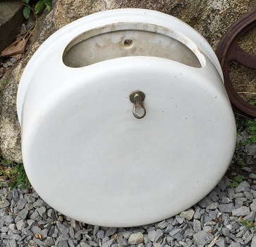 33vld's tweet photo. Quarantine time is home improvement time! This Porcelain Water Closet would look great in your bathroom, or filled with plants in your garden! Measures 19.5" diam. 8in thick. Missing lid. 🚽🌿 #homeimprovements #watercloset 

https://t.co/7uEBFdvLbL https://t.co/wDUYXuoq6i