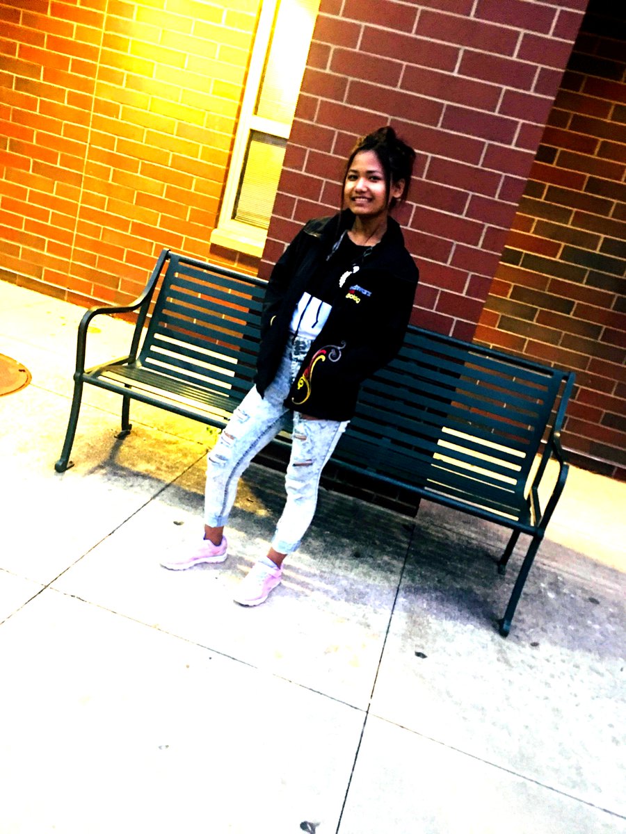 Asmeeta09's tweet photo. Just chill chill just chill https://t.co/2rGWOzQWXu
