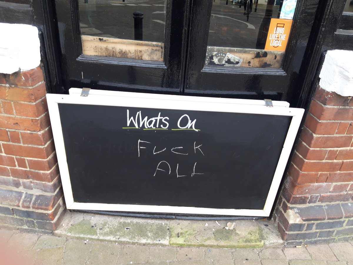 ianjohnson168's tweet photo. Right then who's up for the pub, #southsea ? #socialdistancingedition #goingoutout #loveyourlocal https://t.co/80Nf5eLGHA