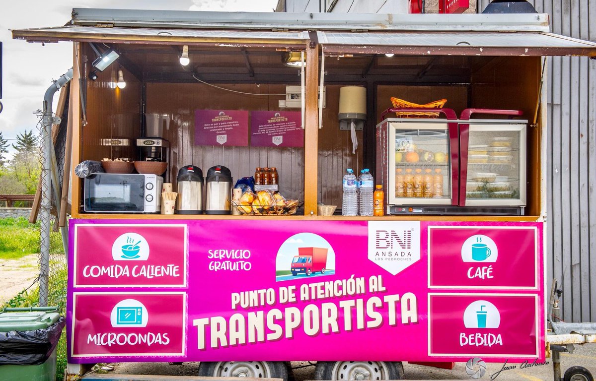 Corgalan's tweet photo. Los empresarios del valle de los Pedroches en BNI Andada , unidos para una estupenda iniciativa en Pozoblanco. Ayudar a los trabajadores del transporte. https://t.co/2mFm9LGLvJ
