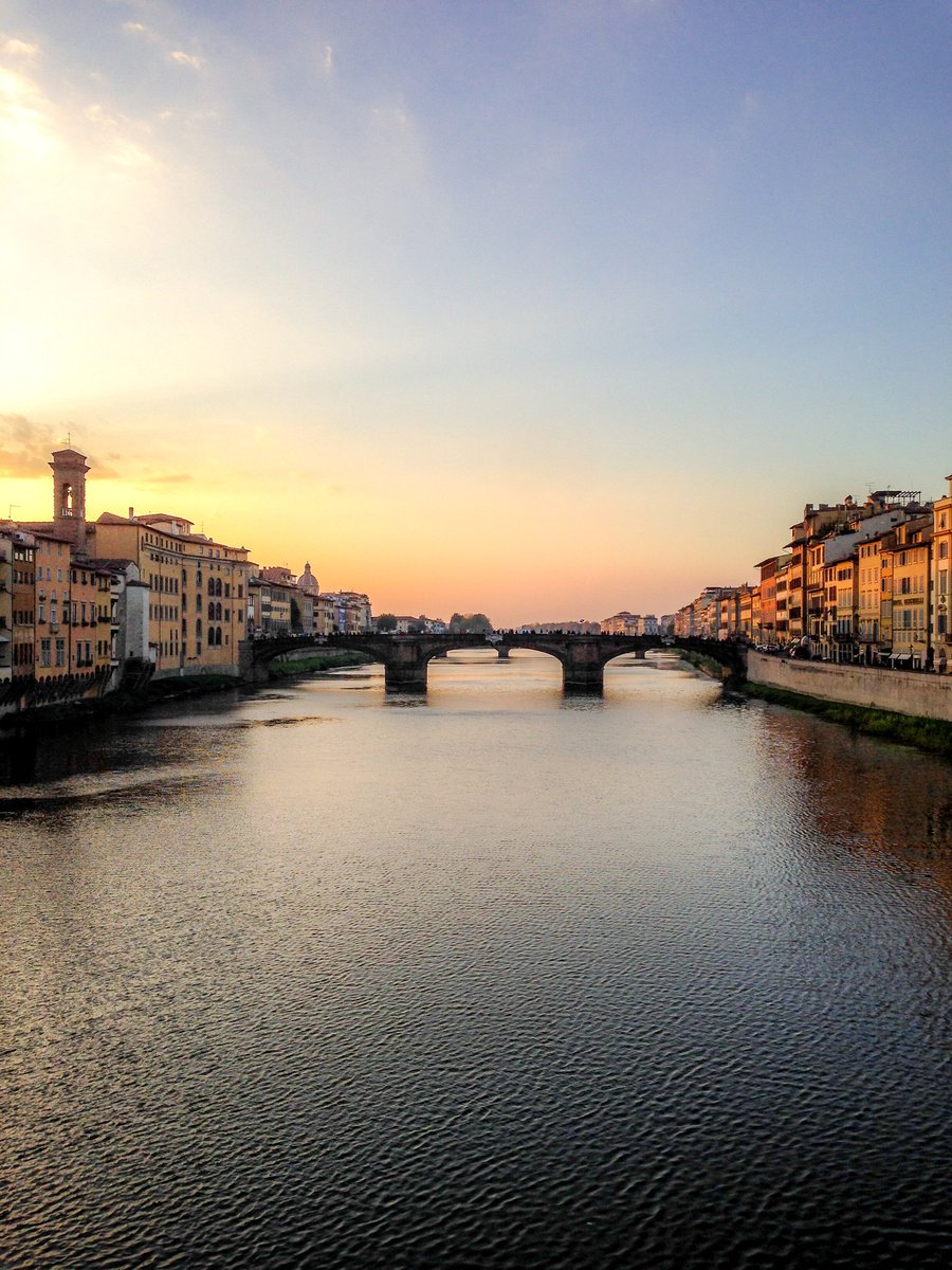 Mailys_Ray's tweet photo. @flonot Florence ❤ (dernier séjour italien)  mais depuis mon semestre à Milan il y a plus de 15 ans une partie de mon coeur est resté en Italie https://t.co/e8v6G3IVHu
