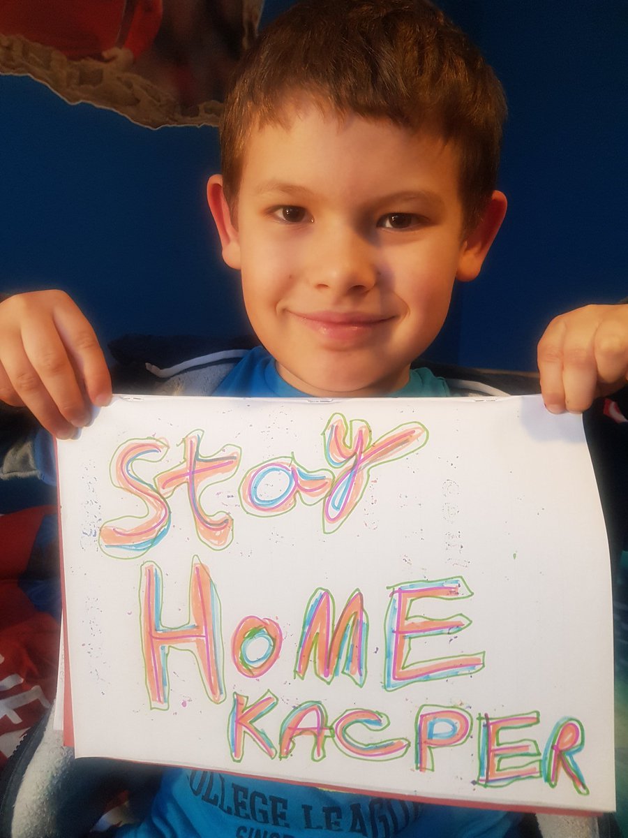 PatrycjaKacper's tweet photo. @RobinClass2 Kacper's job. Today he tried to write some words using rainbow colours 🌈😁 https://t.co/Zvf2CIioJN