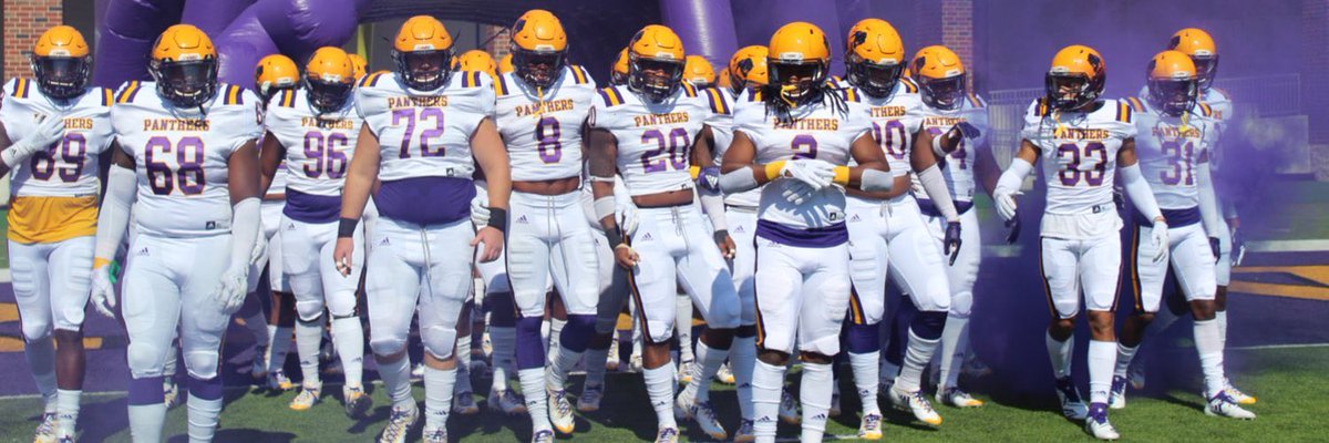X_BmtTrey_X's tweet photo. After a great talk with Coach McDowell , I am extremely excited and grateful to receive my first offer from PVAMU!!💯@mcdowell_bubba #thehill 💜💛💜💛 https://t.co/syqnF9T97i