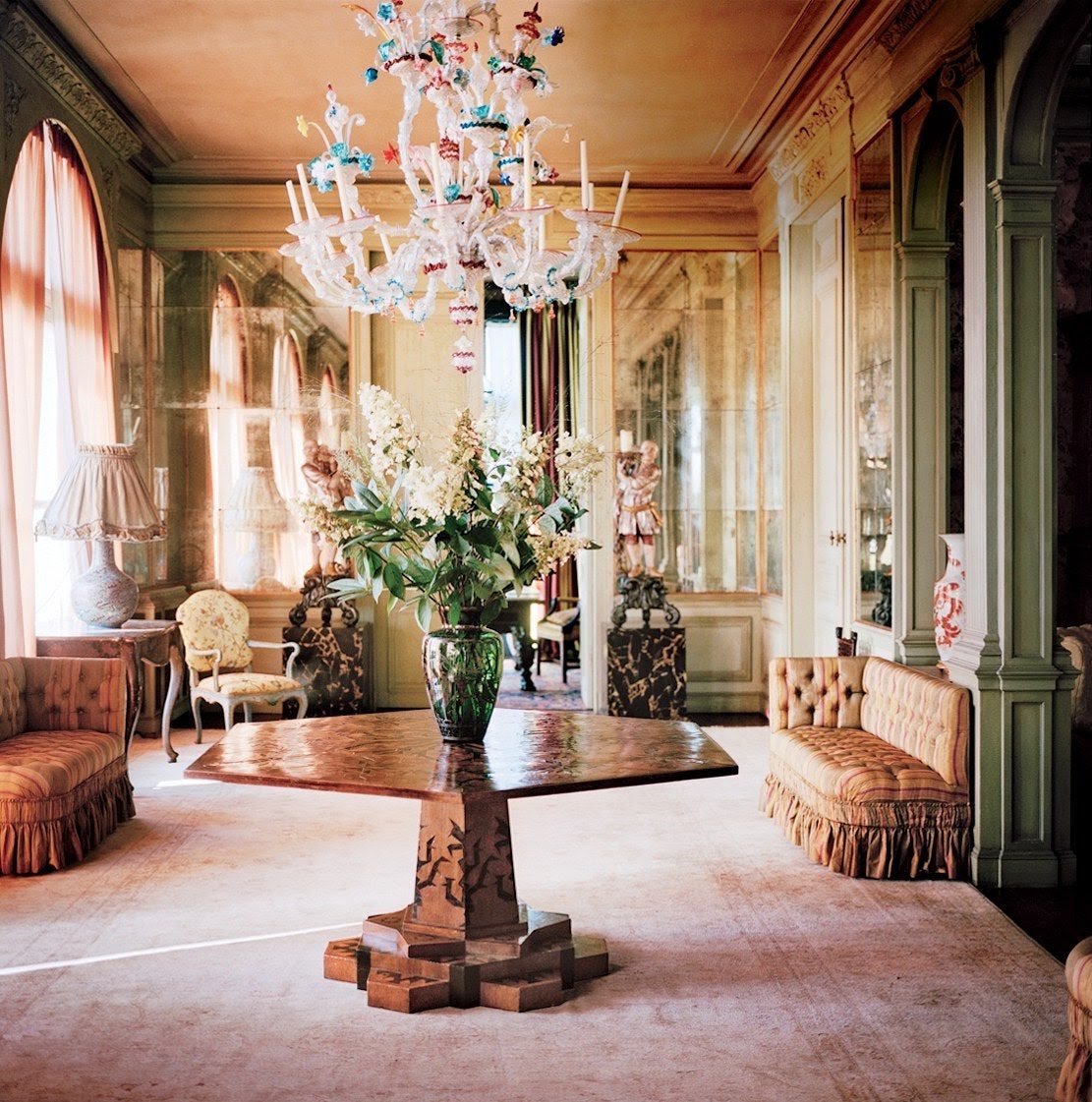 thelovebelt's tweet image. i'm always thinking about dries van noten’s house
