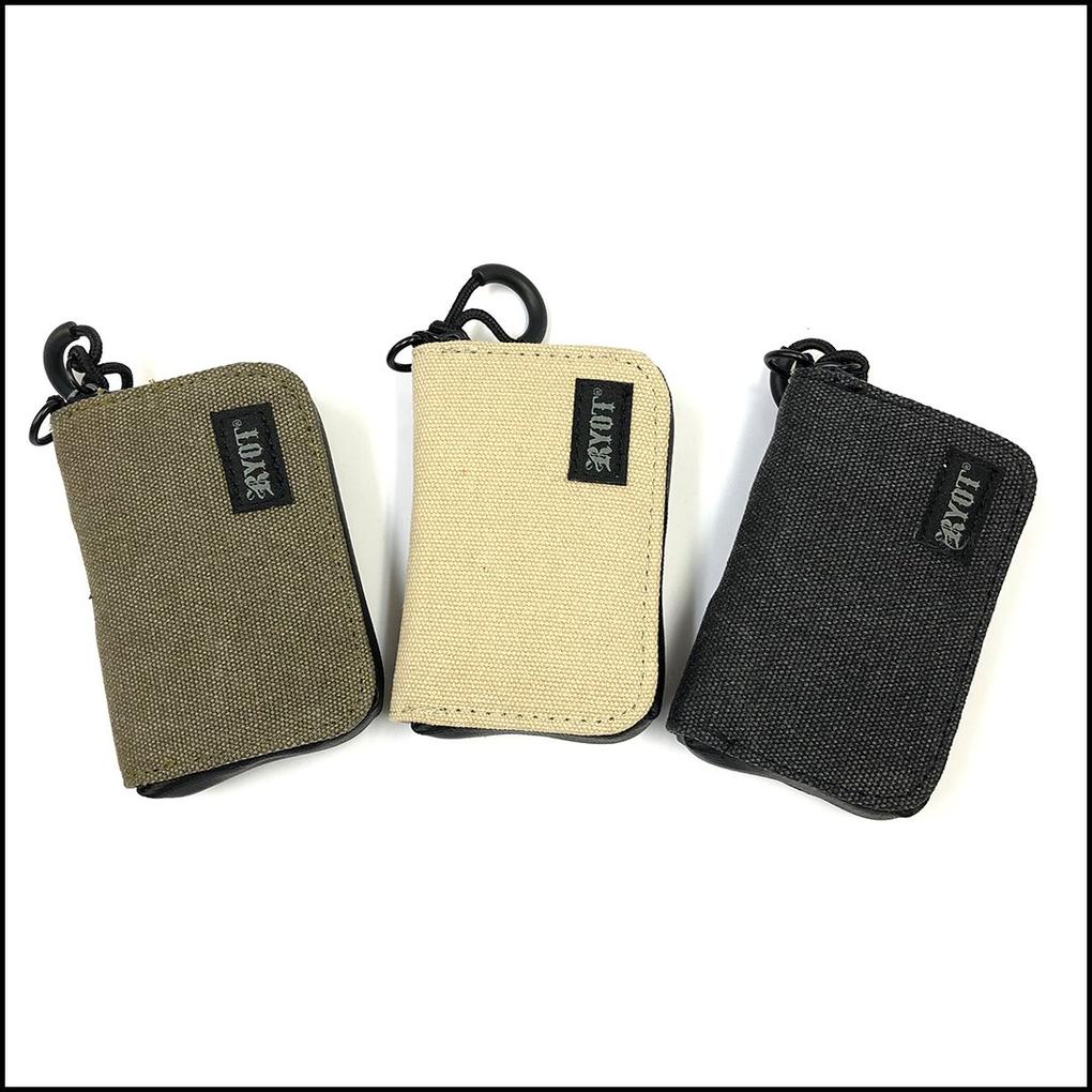 JsSmokin's tweet photo. https://t.co/LNAxas8BtL
These pocket friendly cases feature a complete smoking system tucked within a scent resistant closure 🔥
#StonerFam #IAmCannabis 
#MedicatedMondaze #420Life 
#RYOT #KryptoKit #GlassBat
#Lighter #Poker #HighSociety 
#EverythingForYourSmokinLifestyle 😚☁️ https://t.co/4LYCqi7gwM