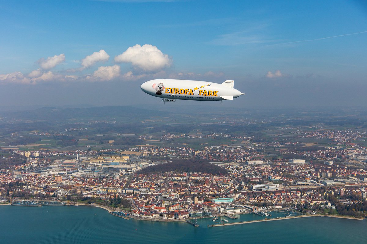 EPHistorama's tweet photo. Four years ago, on April 20, 2016, the #EuropaPark zeppelin took his first passengers in the sky! https://t.co/bHqRwwppie