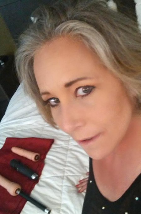 ready to put these to use 😍😍 #hotmilf #tabooroleplay https://t.co/sboLndc5fy<a href="/tag/hotmilf"class="tags">#hotmilf</a><a href="/tag/tabooroleplay"class="tags">#tabooroleplay</a>