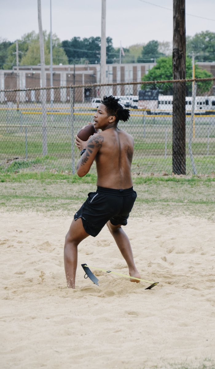 CoachMJohnson0's tweet photo. I done took so many LOSES, I’m still going in like Ian even lost NOTHING💔 #LLTYLER💔  keep watching over me 😭😭🅿️ https://t.co/I6SK06bwXQ