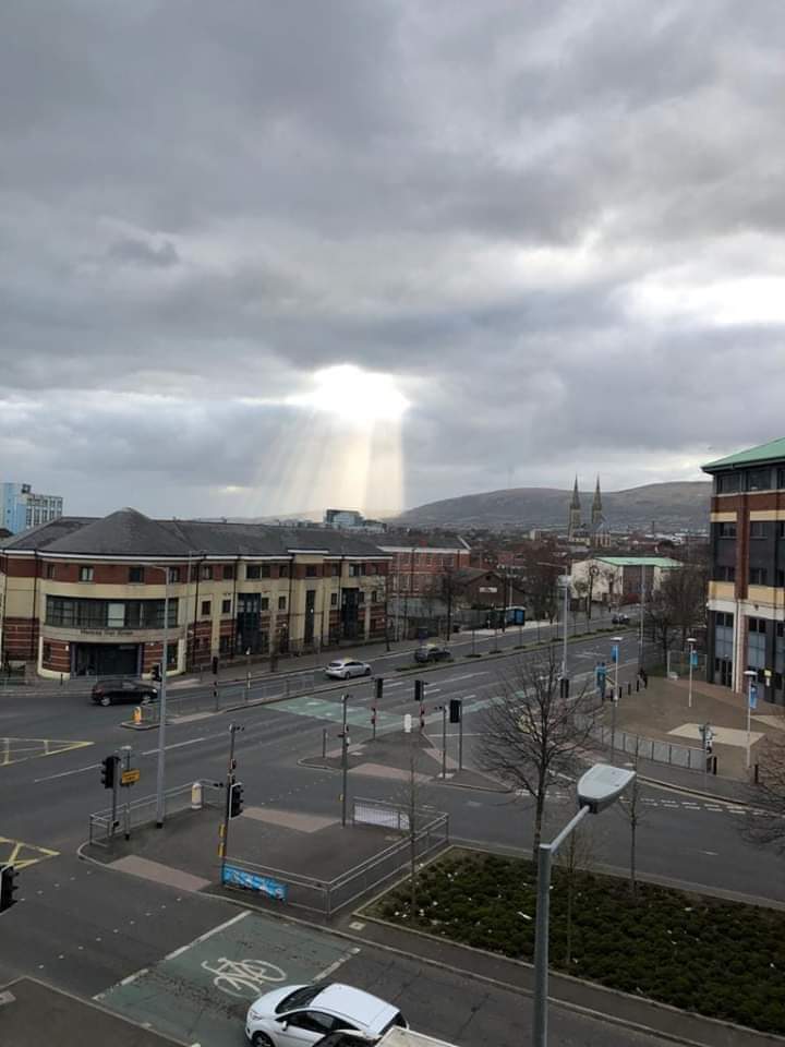 Not my photo but how amazing does this look.... Someone is watching over The Royal Victoria Hospital Belfast 🙏🙏