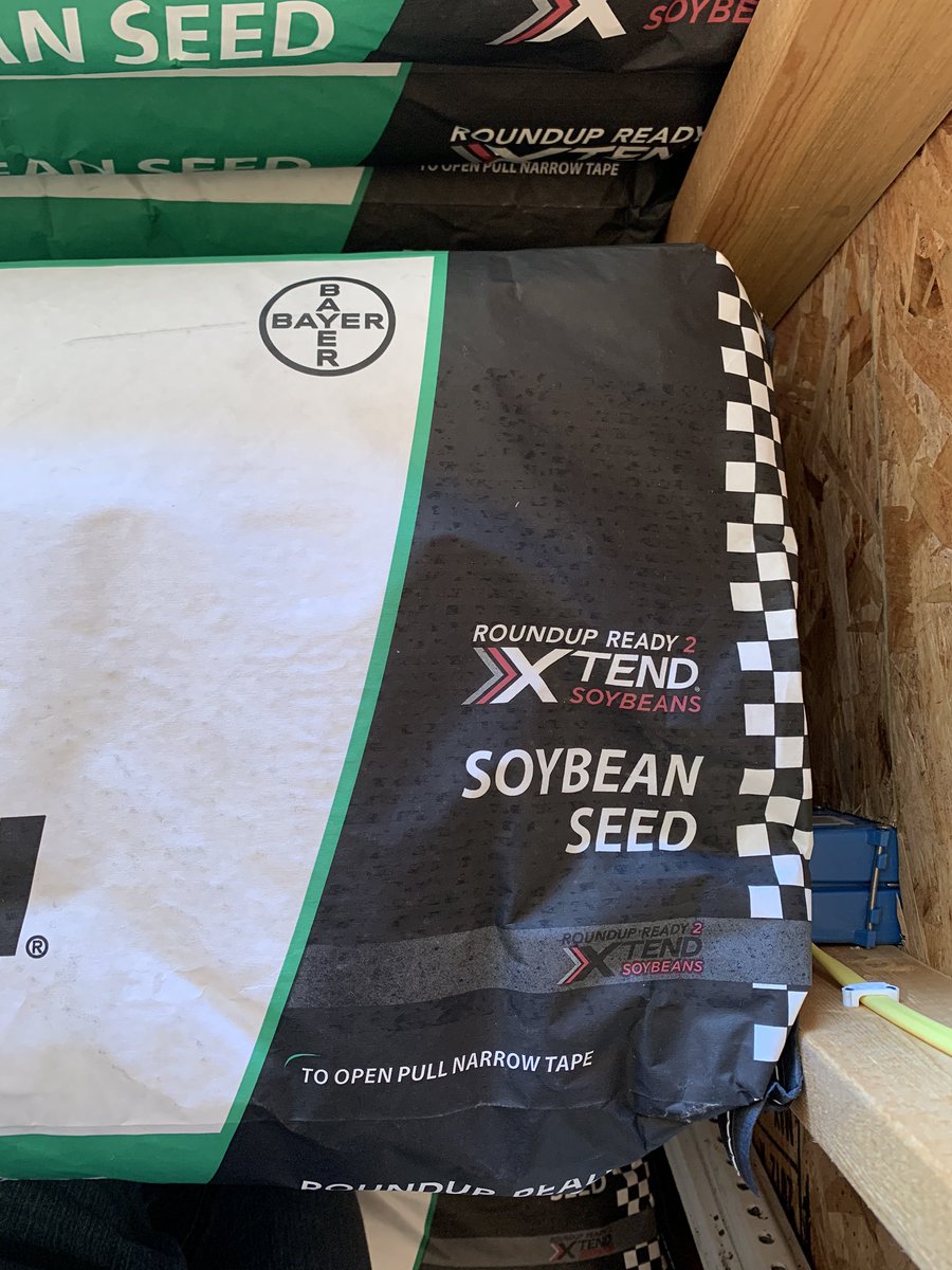 evantwedt's tweet photo. That time of year again! #PlotSeed season! #Asgrow plot seed sorted and ready to go! #Plant20 #Bayer #Xtend @Asgrow_DEKALB https://t.co/QAMDOXl69G