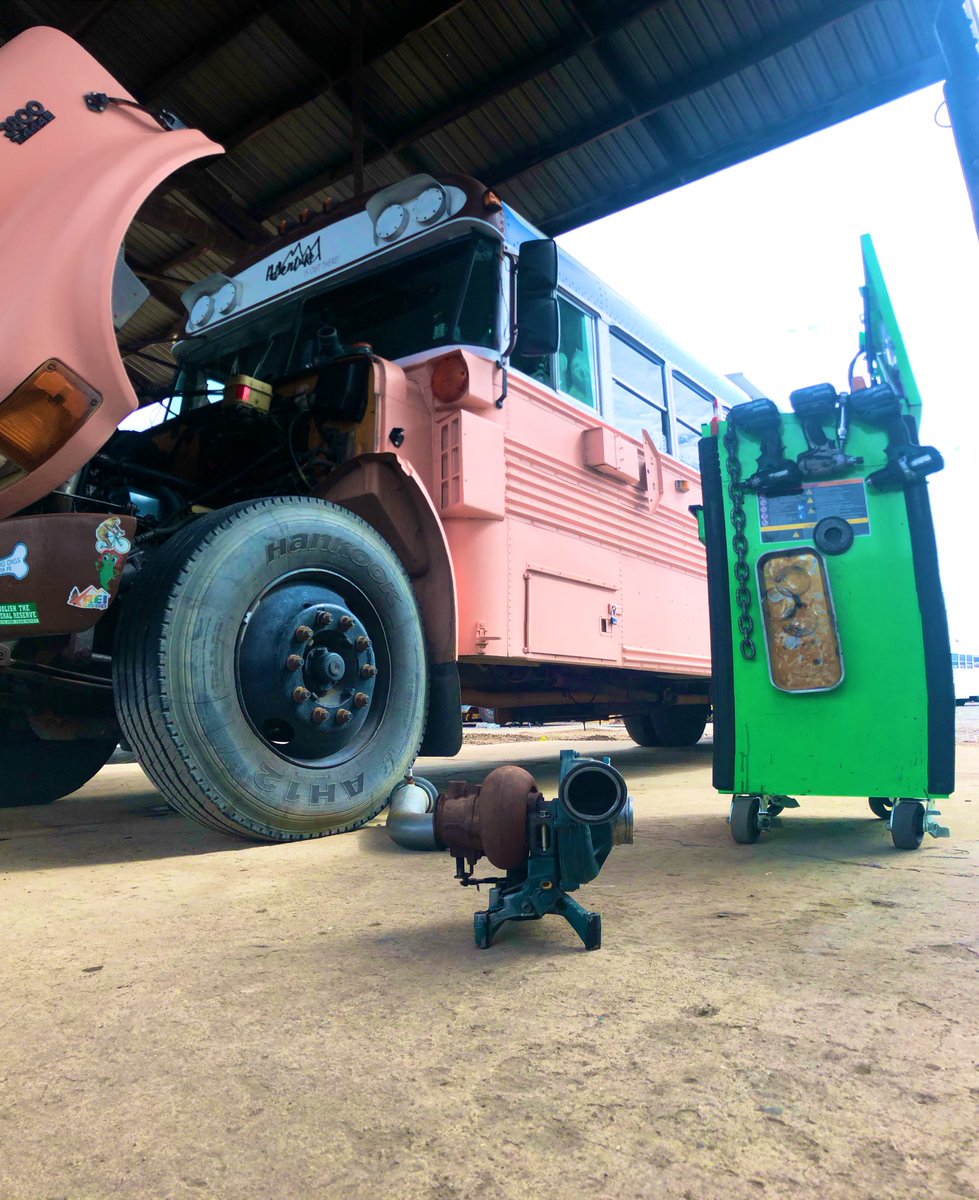 Sloth_High_Five's tweet image. We’re building a list of #Skoolie friendly repair shops and mechanics for slothhighfive.com. 
If you know of a knowledgeable mechanic or shop that services school buses let us know and we’ll add them. 
#schoolbusconversion #vanlife #buslife #dieselrepair #mechanic #tinyhome