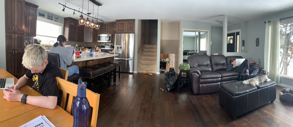 Numbers_grl's tweet image. The kids are hard at work on their assignments from @EcoleMcTavish teachers #ABLearningAtHome #FMPSDLearningAtHome @FMPSD Thank you teachers for all of your efforts 💙