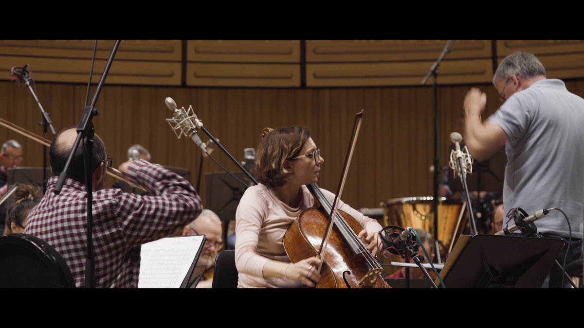 matt_carkeek's tweet photo. https://t.co/1Mf4z3P6SD
Watch Josephine Knight recording #Schumann & #Piatti #cello #concertos with #RoyalNorthernSinfonia & #MartinGates
Cd released now on @DuttonVocalion
Available here https://t.co/DL2yYjdPsy
#cellists #musicianunion
@cellojknight
Video @matt_carkeek https://t.co/36pUvwgerD