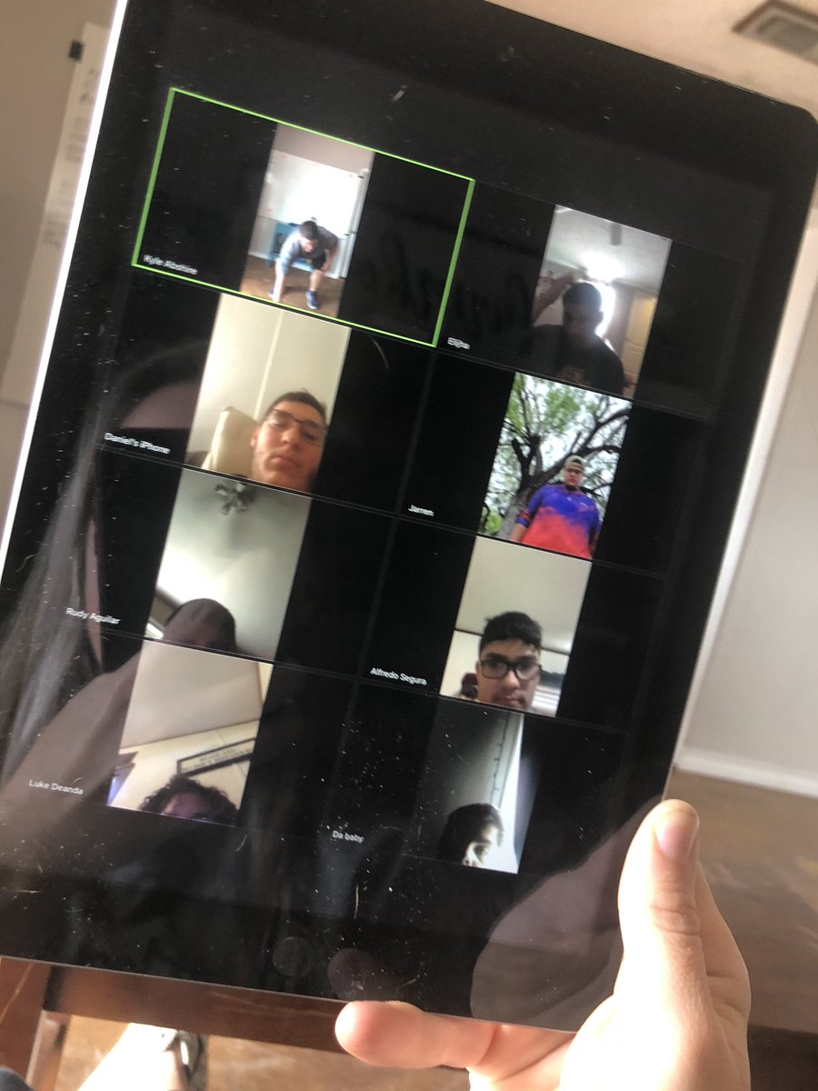 CarrizoWildcats's tweet photo. O-Line meetings from home... good to see your faces. Home team meeting room. Keep mentally preparing for when we get to return. #NotStuckAtHomeSafeAtHome #2PMBigBoyCrew https://t.co/uVqQTEeo55