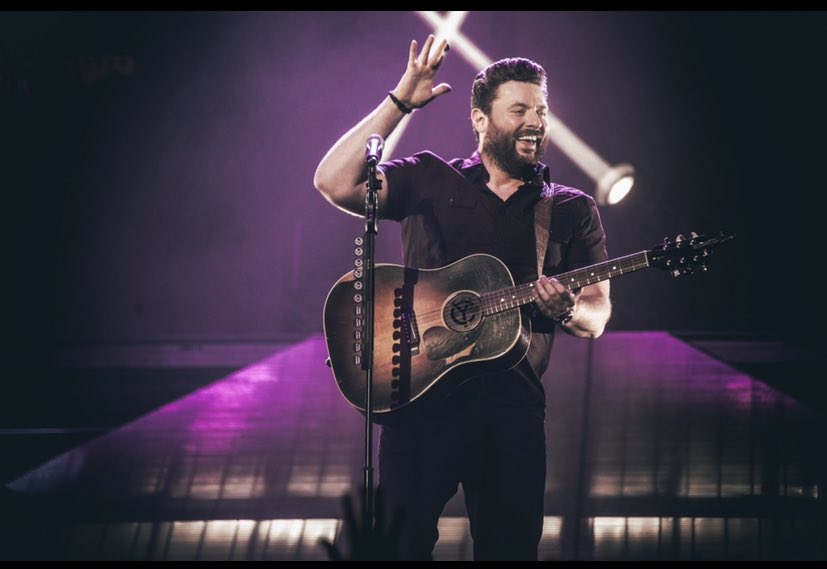 ChrisYoungMusic's tweet photo. Wash your hands 😂🖐🏻 #HappyMonday https://t.co/X6FhHEYpah